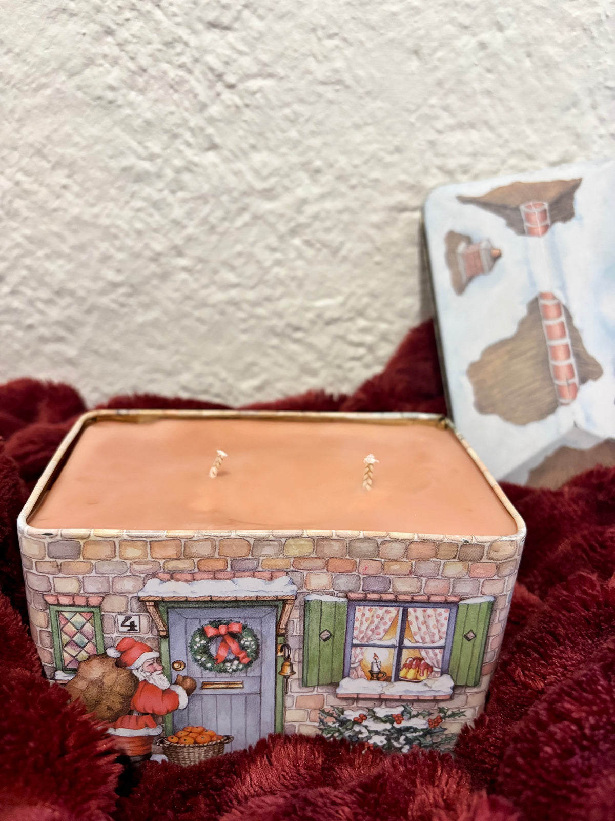 Santa’s Cottage Tin (Gember Koekje)