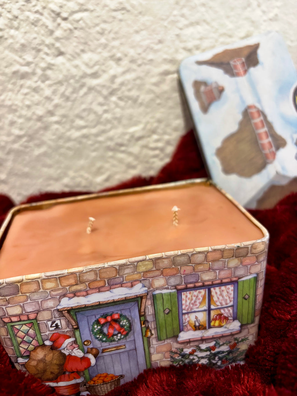 Santa’s Cottage Tin (Gember Koekje)