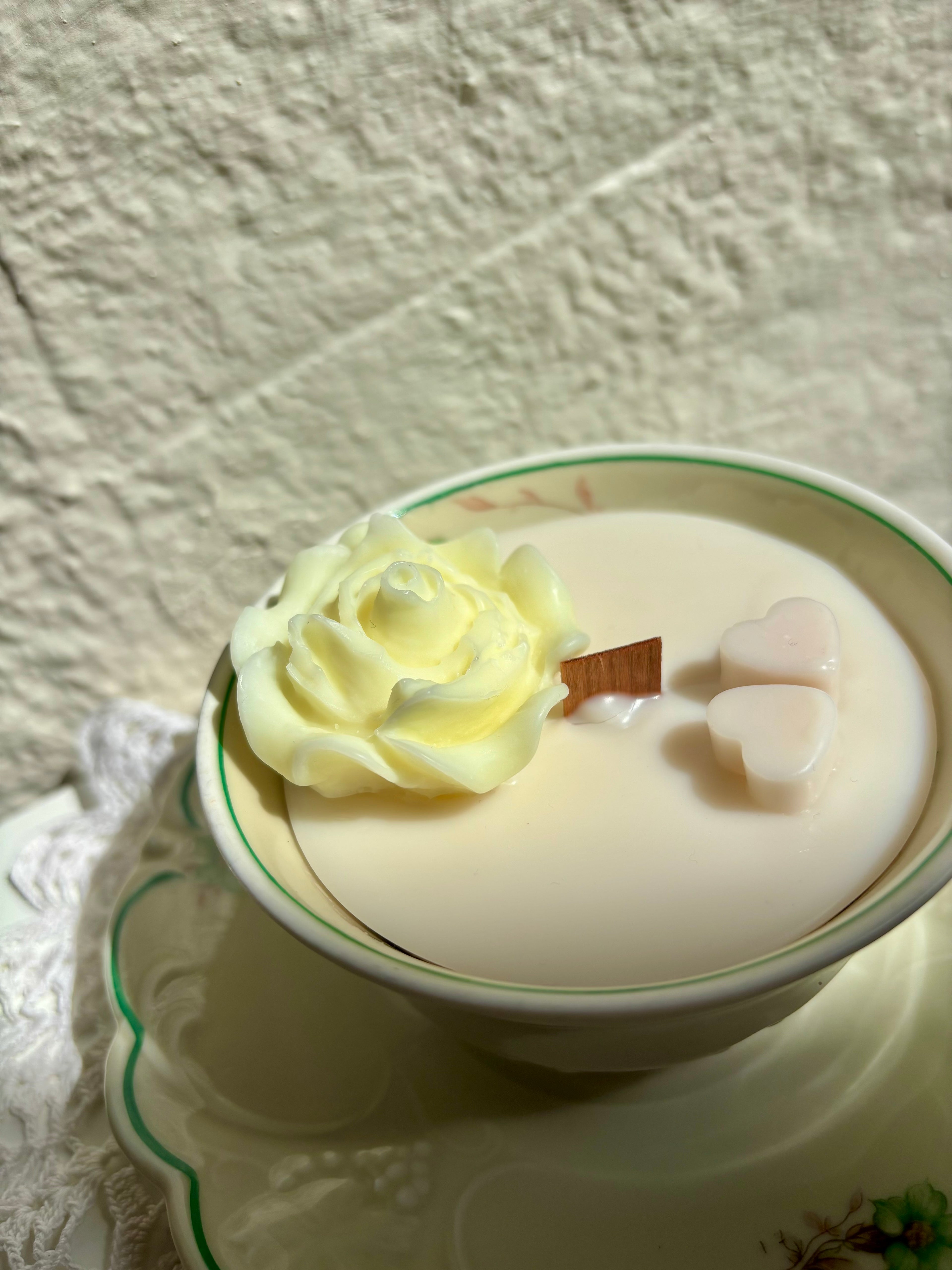 Quiet Garden (Peach Vanilla)