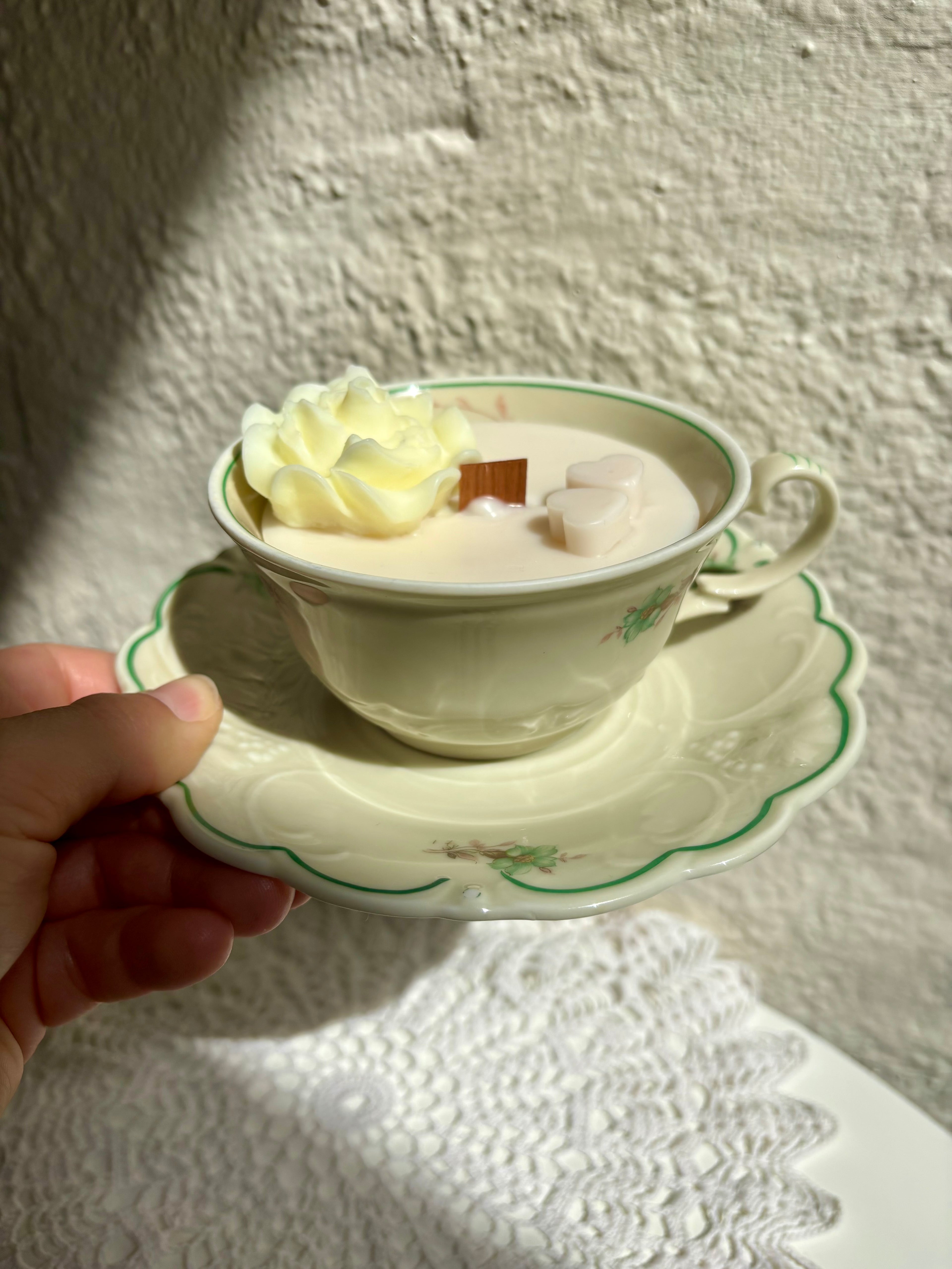 Quiet Garden (Peach Vanilla)