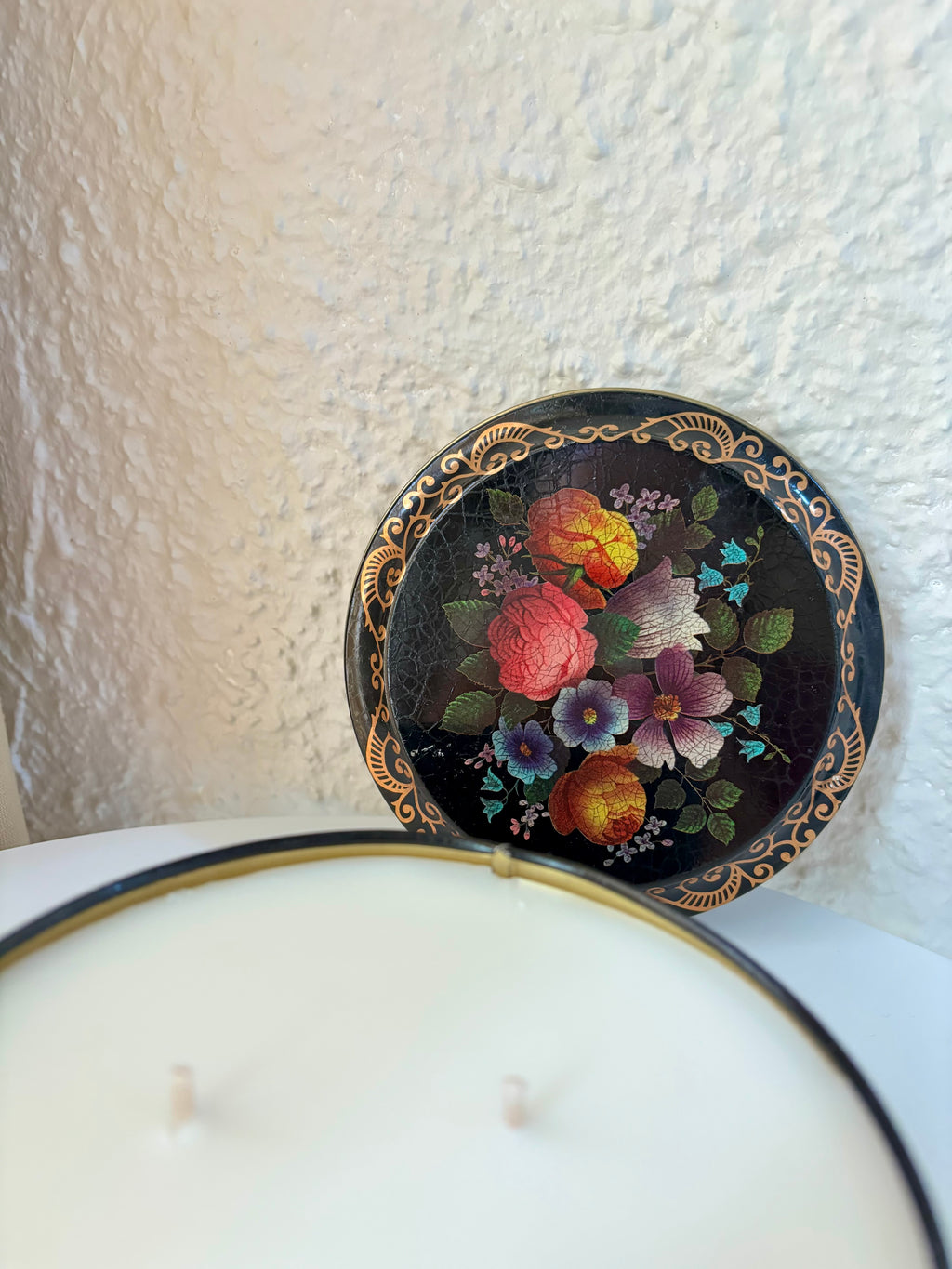 Antique Romance (Amber Noir)