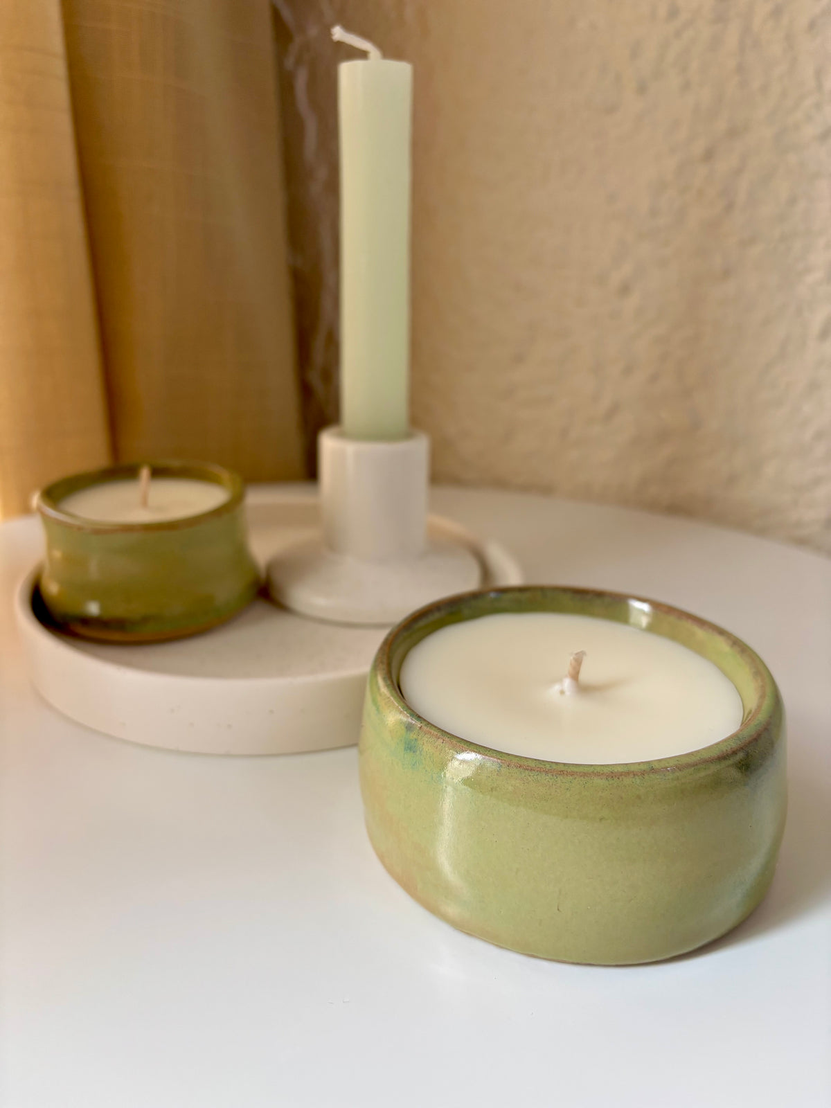 Olive Glow (Amber Noir)