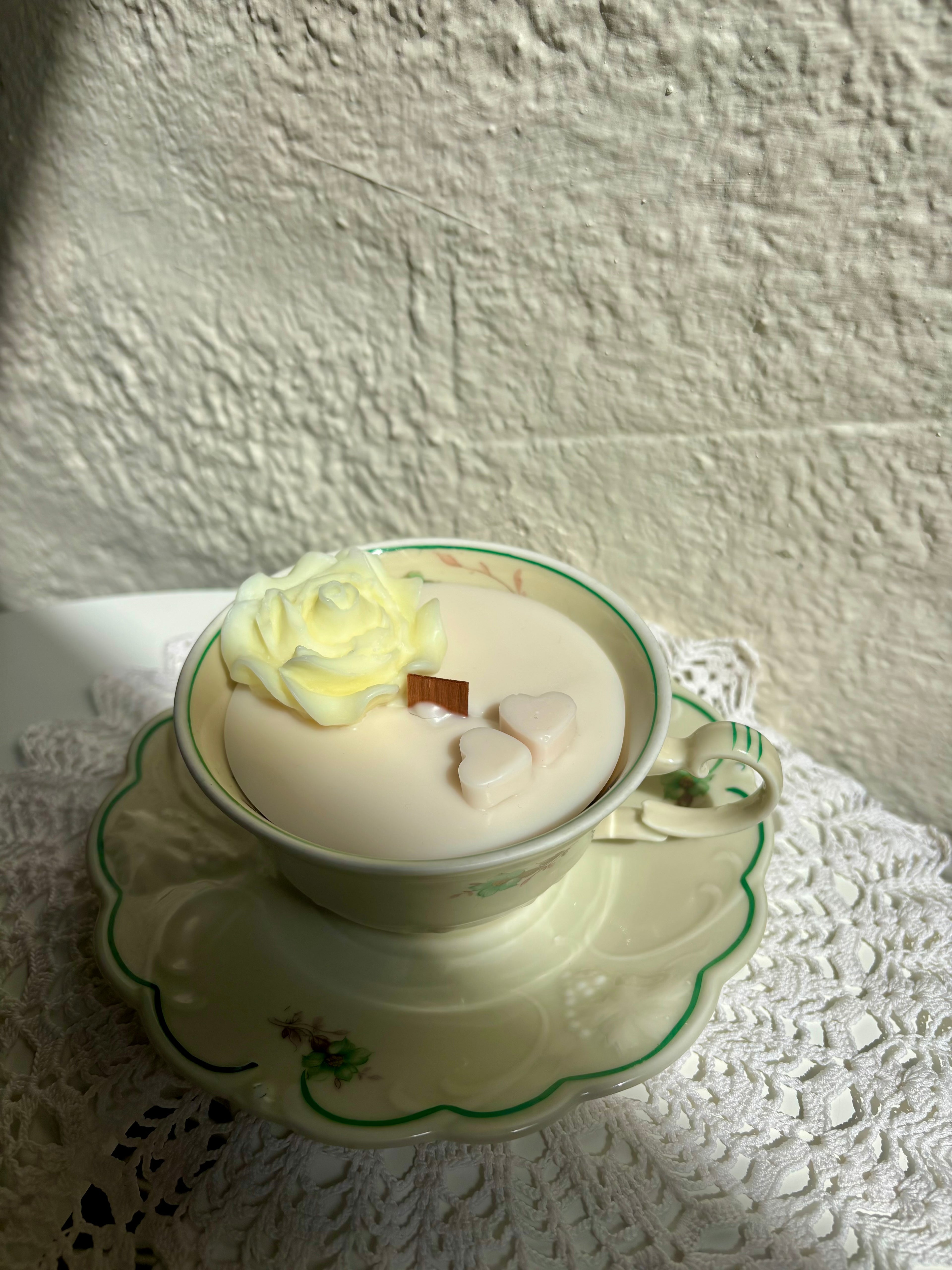 Quiet Garden (Peach Vanilla)